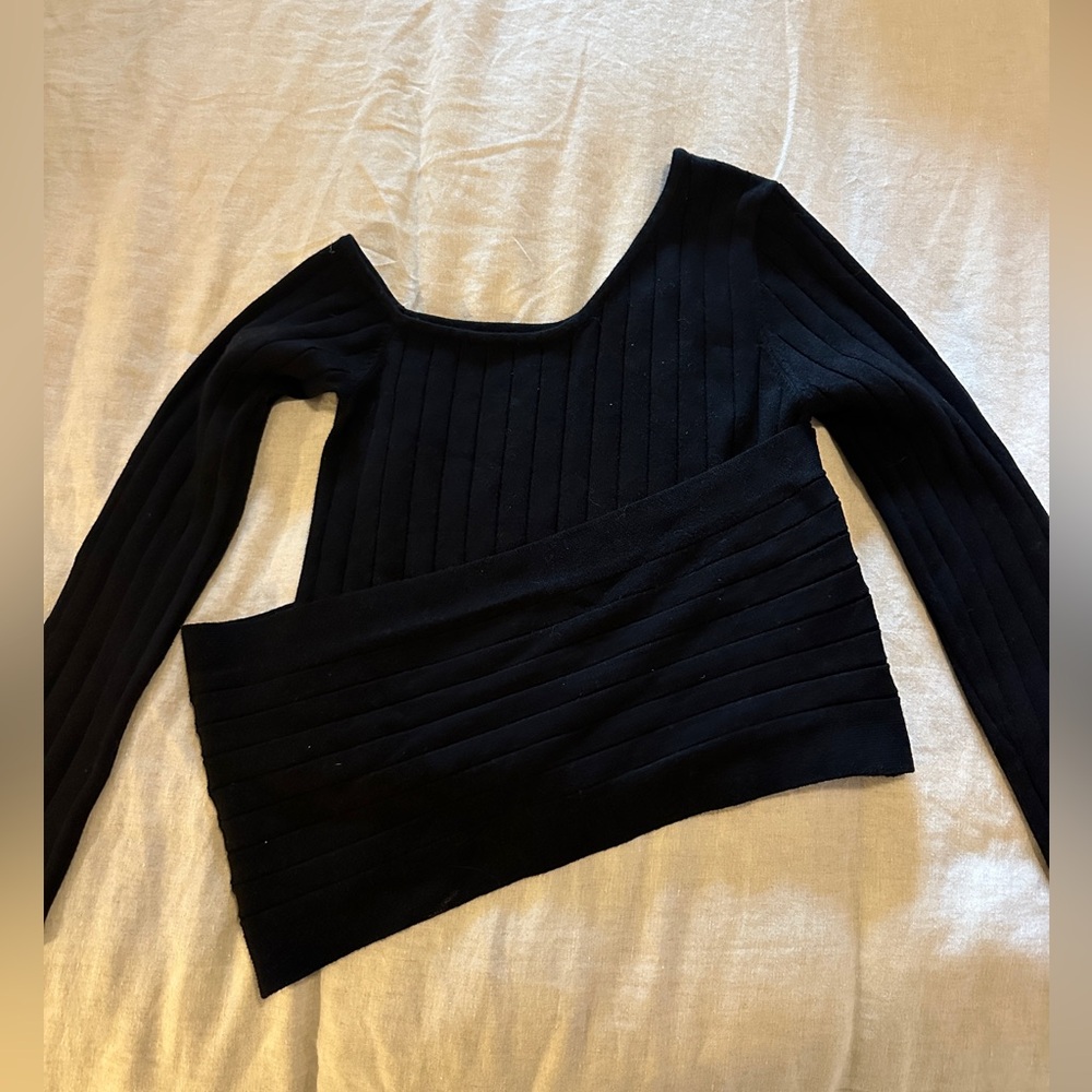 Vestique Black Ribbed Wrap Sweater